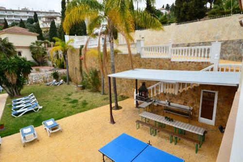 Mijas Villa Sleeps 15 With Pool And Air Con