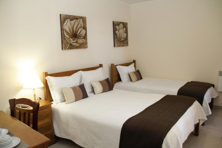 Hostal Residencial Fonseca Cardoso