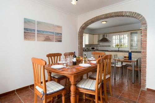 Nerja Paradise Rentals - Villa Buganvilla