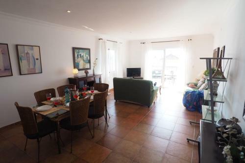 Nerja Paradise Rentals - Villa Azalea