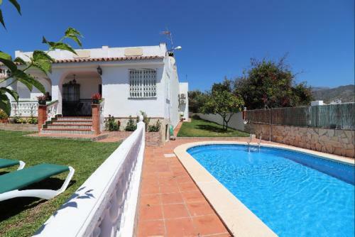 Villa Ex�tica Jorge Nerja