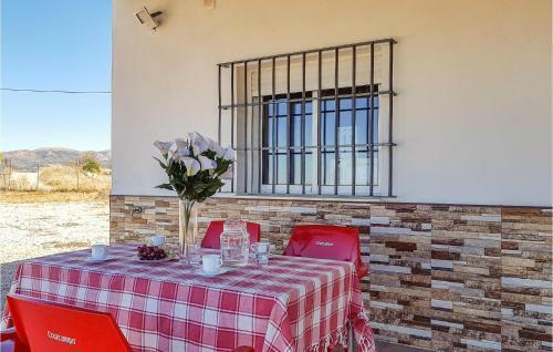 Awesome Home In Olvera W/ Wifi, Outdoor Swimming Pool And 4 Bedrooms