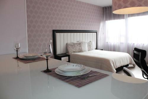 Hostal Vivacity Porto - Rooms & Apartments