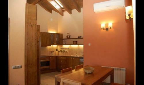 Perafita Villa Sleeps 4 With Pool And Air Con