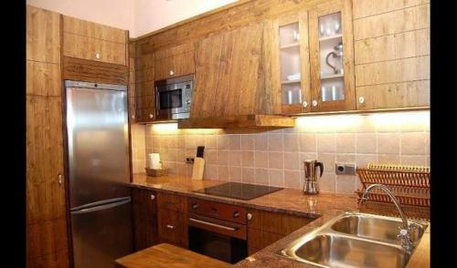 Perafita Villa Sleeps 5 With Pool And Air Con