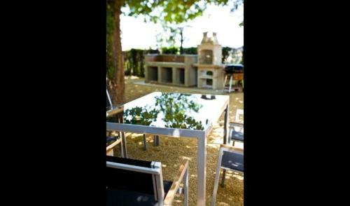 Perafita Villa Sleeps 8 With Pool And Air Con