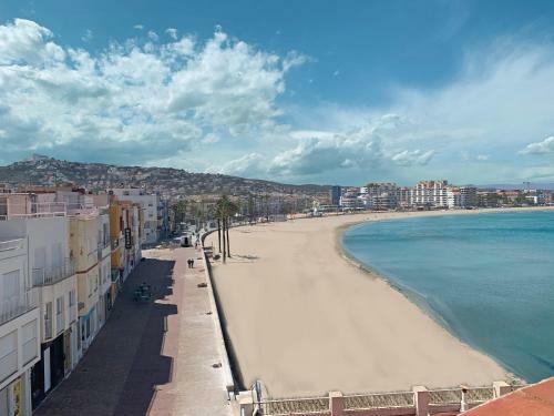 Apartamentos Castillo Pe�iscola 3000