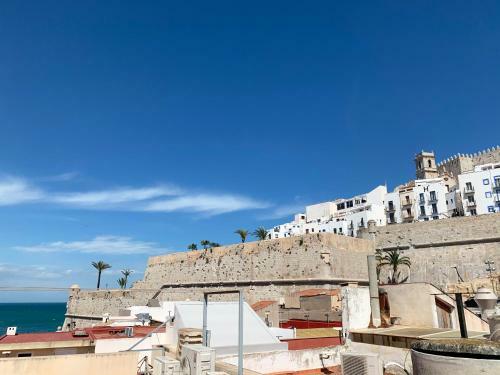 Apartamentos Castillo Pe�iscola 3000