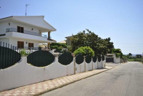 Pineda de Mar Villa Sleeps 10 Pool Wifi