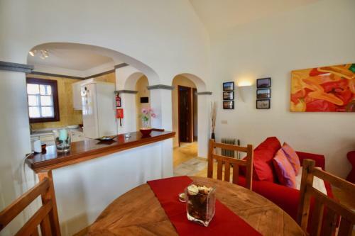 210 - Villa Tisalaya By Villas Now Ltd