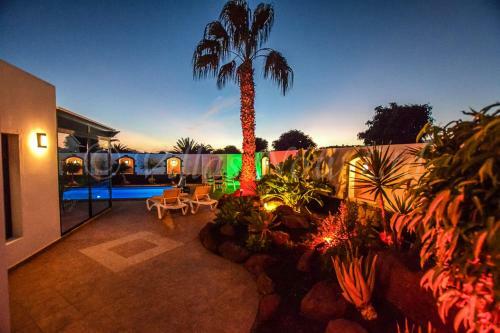 Villa Los Arcos - Lh160 By Villas Now Ltd