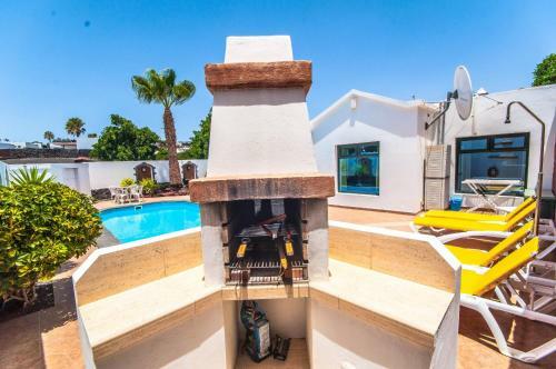 Villa Los Arcos - Lh160 By Villas Now Ltd