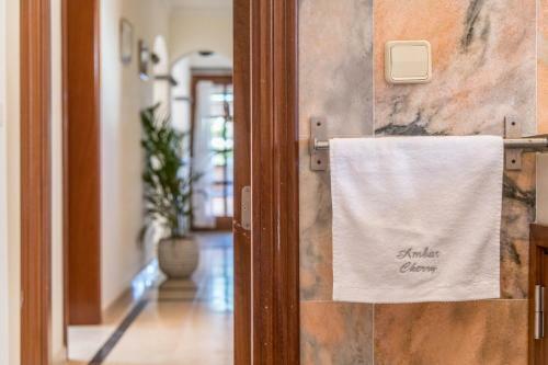 Villa Ambar Cherry