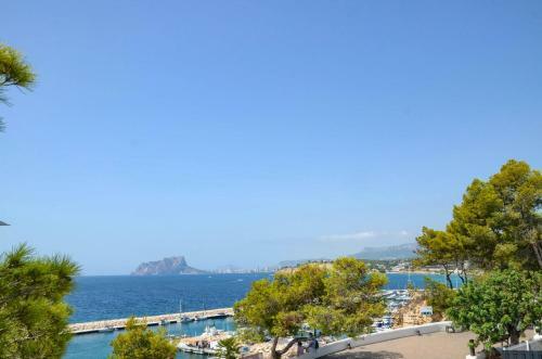 Rada de Moraira Villa Sleeps 6 With Air Con And Wifi
