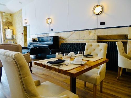 Hostal Hotel Poveira