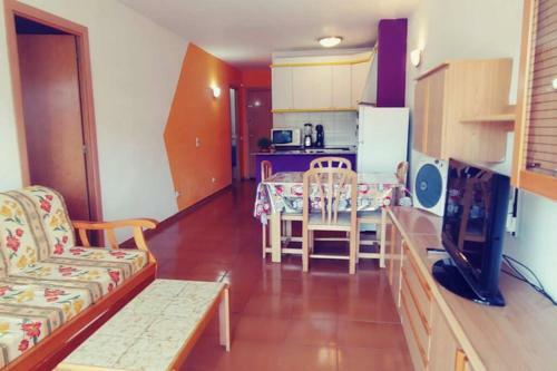 Apartamento Miramar Serveis - Barbastro Terraza Y Piscina