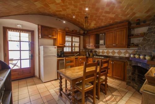 Sant Antoni de Calonge Villa Sleeps 10 Pool Wifi