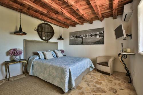 Rent This Luxury Villa With Private Pool, Ibiza Villa 1017