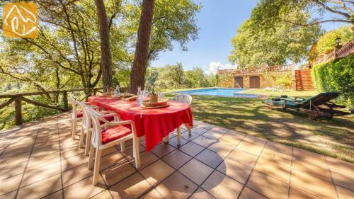 Sant Genis de Palafolls Villa Sleeps 10 Pool Wifi