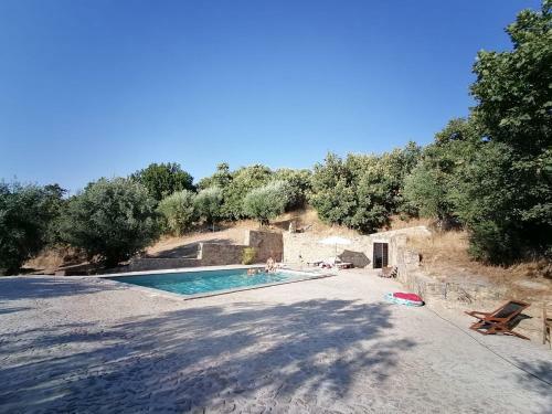 Alentejo Mountain Vacation House