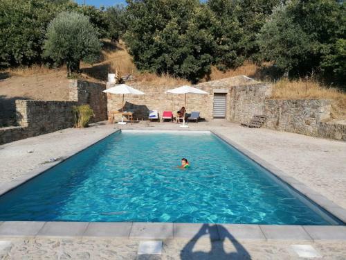 Alentejo Mountain Vacation House