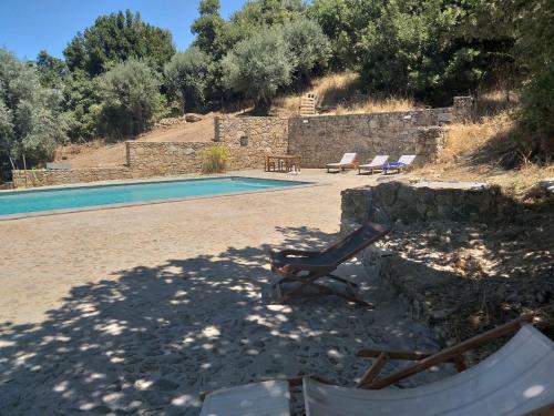 Alentejo Mountain Vacation House