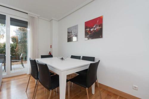 Apartamento Ulia B - Local Rentss
