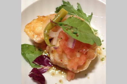 New Gorgeous Central Apartment - Beachfront - 3 Bd