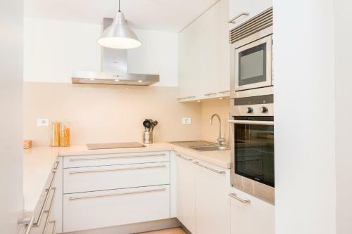 Design Attic Apartment Free Parking