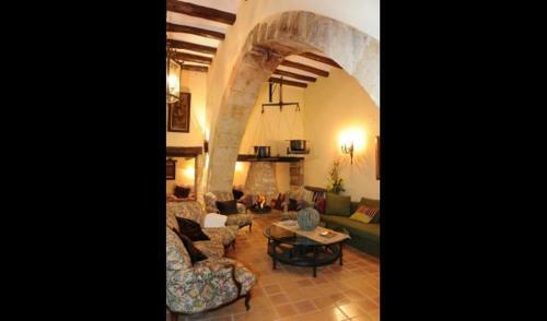 Santa Oliva Villa Sleeps 16 With Pool And Air Con