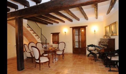 Santa Oliva Villa Sleeps 16 With Pool And Air Con