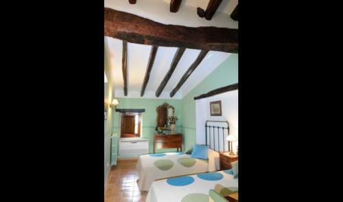 Santa Oliva Villa Sleeps 16 With Pool And Air Con
