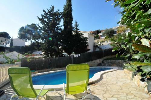 Villa Homeholidaysrentals Madison House