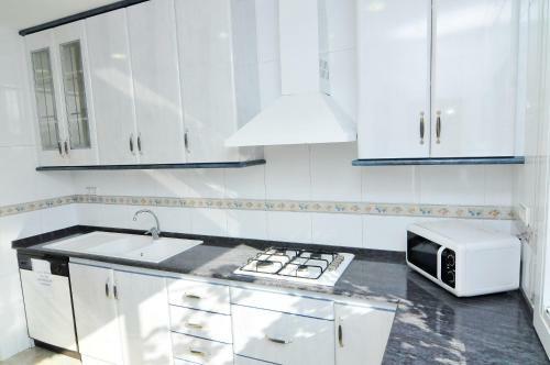 Villa Homeholidaysrentals Madison House