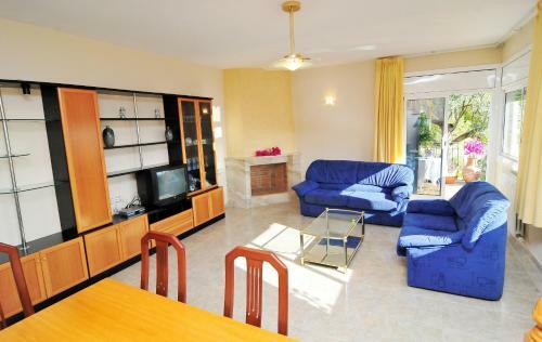 Villa Homeholidaysrentals Madison House