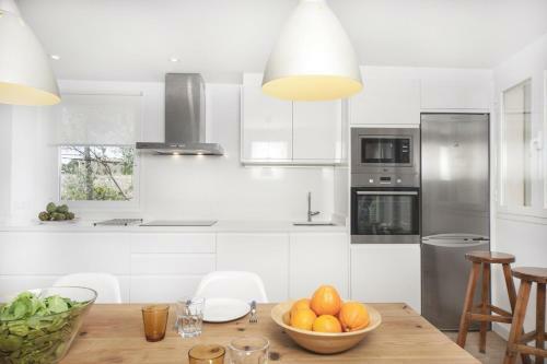 Selva Villa Sleeps 6 With Air Con And Wifi