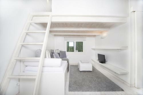 Selva Villa Sleeps 4 With Pool Air Con And Wifi