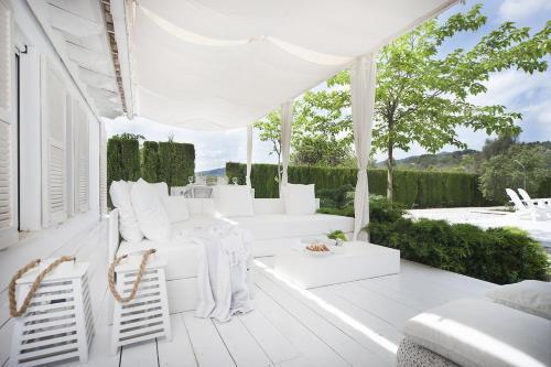 Selva Villa Sleeps 4 With Pool Air Con And Wifi