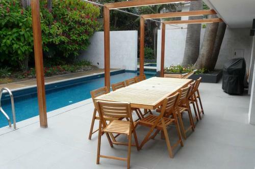 Luxury Villa - 2 Heated Pools, Sauna, Bbq