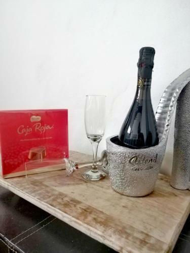 El Escondite De Martina