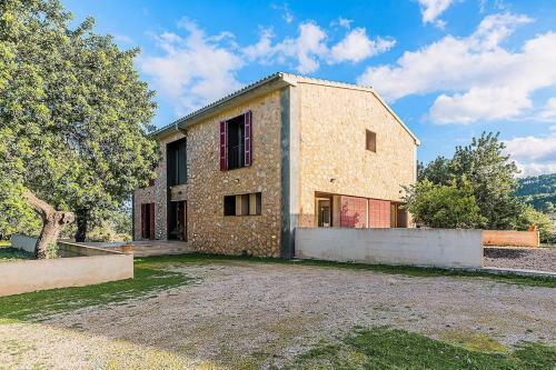 Selva Villa Sleeps 6 With Pool And Air Con