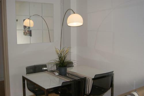 Apartamento Vinyet Sunshine 2 Bed 2 Bath Steps From The Beach