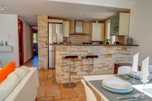 La Marina Sea Front Apartment By Hello Apartments Sitges