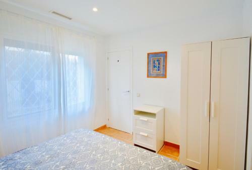 Margarita Stylish Apartment 1 Min From Beach