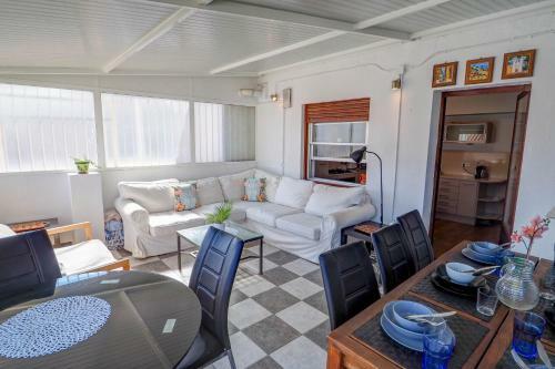 Central Island Penthouse By Hello Apartments Sitges