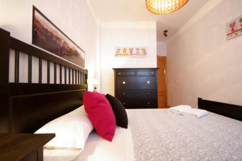Livingtarifa Apartamento Agaporni