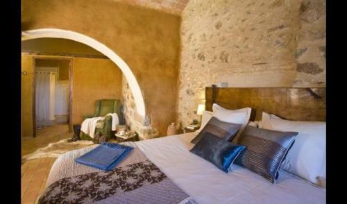 Tapis Villa Sleeps 2 With Pool
