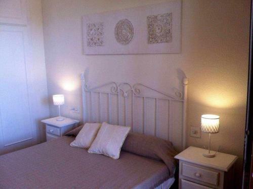 Apartamento F1 Urb Las Ca�as