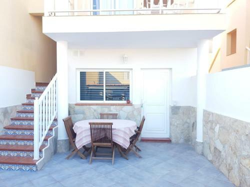 Apartment With Private Pool And Close To The Beach