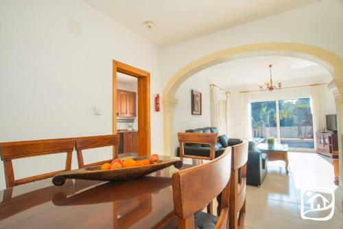 Abahana Villas Maria Angeles